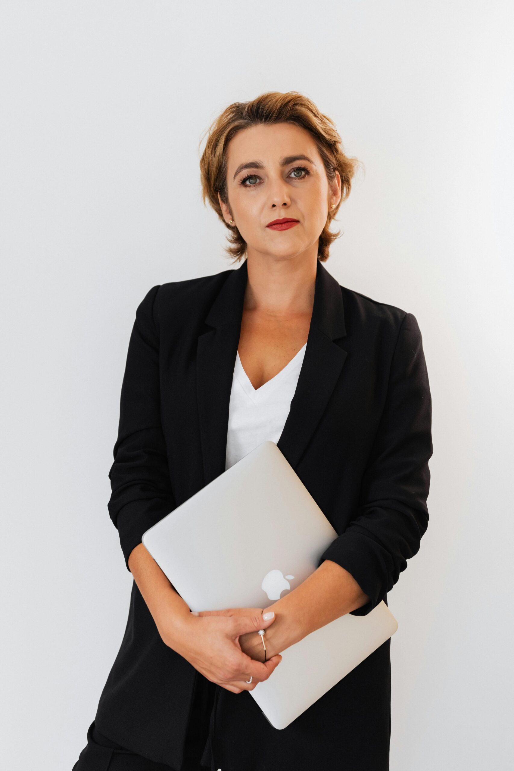 pexels-karolina-grabowska-5240192